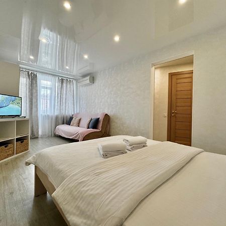 Apartpoltava Світлі Та Затишні Апартаменти В Скандинавському Стилі Центр Банківський Чек Kültér fotó